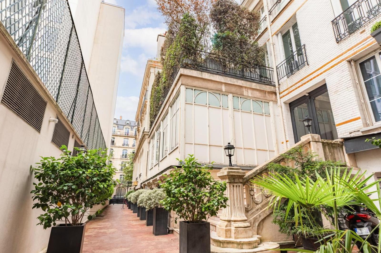 Charmant 2 Pieces Spacieux - Proche Champs Elysees - H285 Apartment